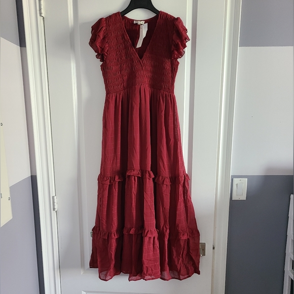 Moon River Dresses & Skirts - Moon River Wine Smocked Bodice Flare Dress (Size Small)